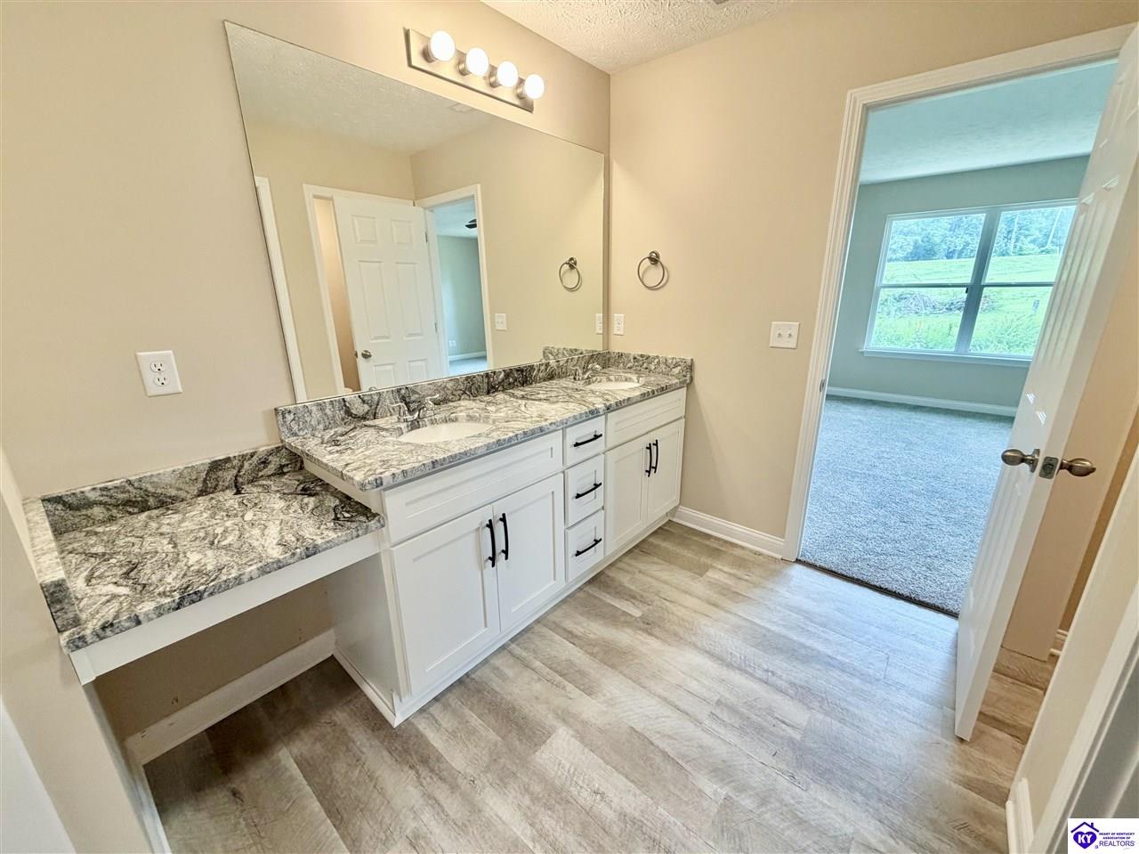 345/347 Breckinridge Circle Vine Grove, KY 40175 #4