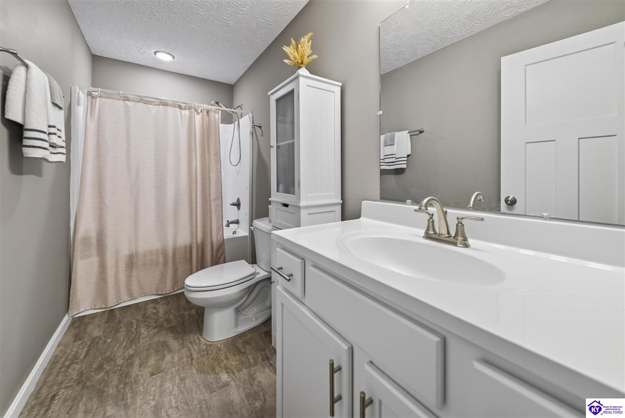 15 Joy K Lynn Cecilia, KY 42724 #3