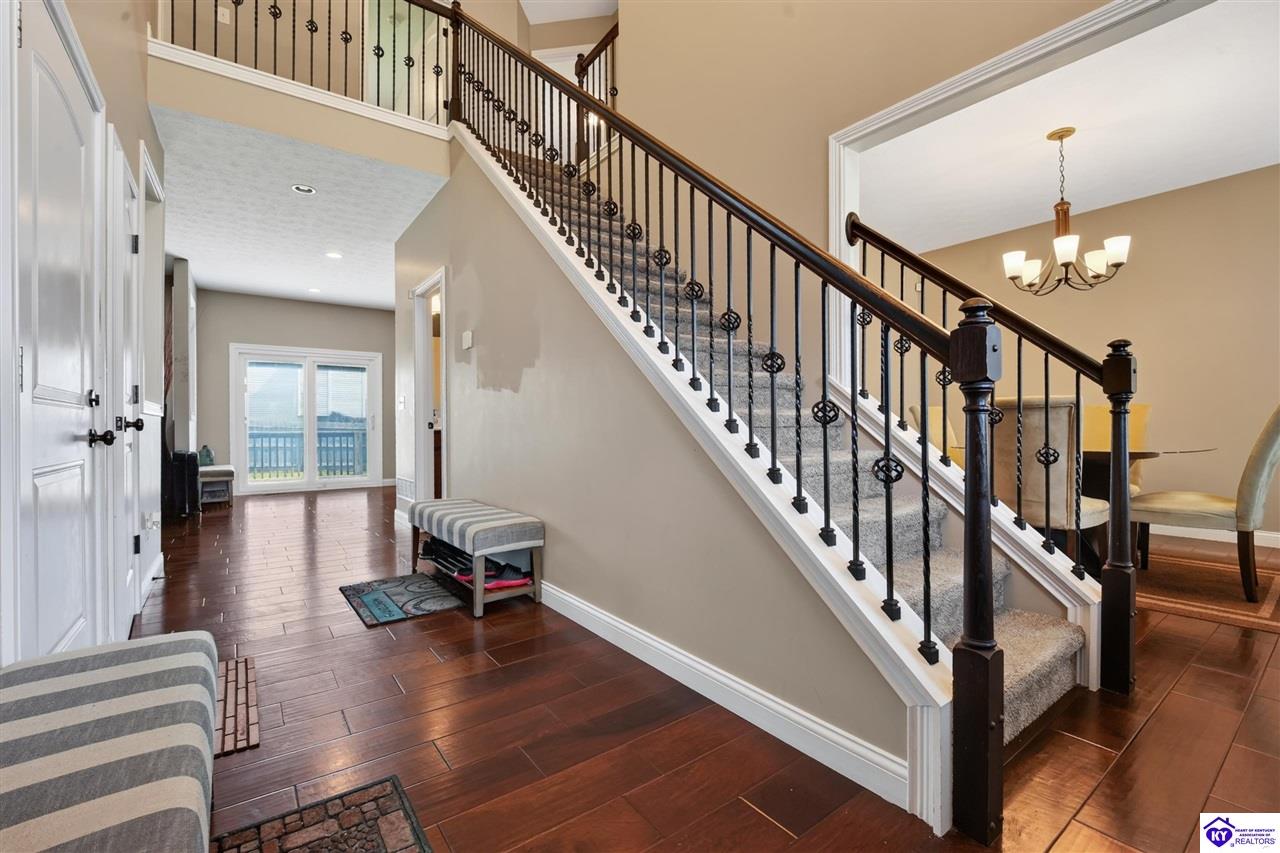 2561 Kensington Way Elizabethtown, KY 42701 #1
