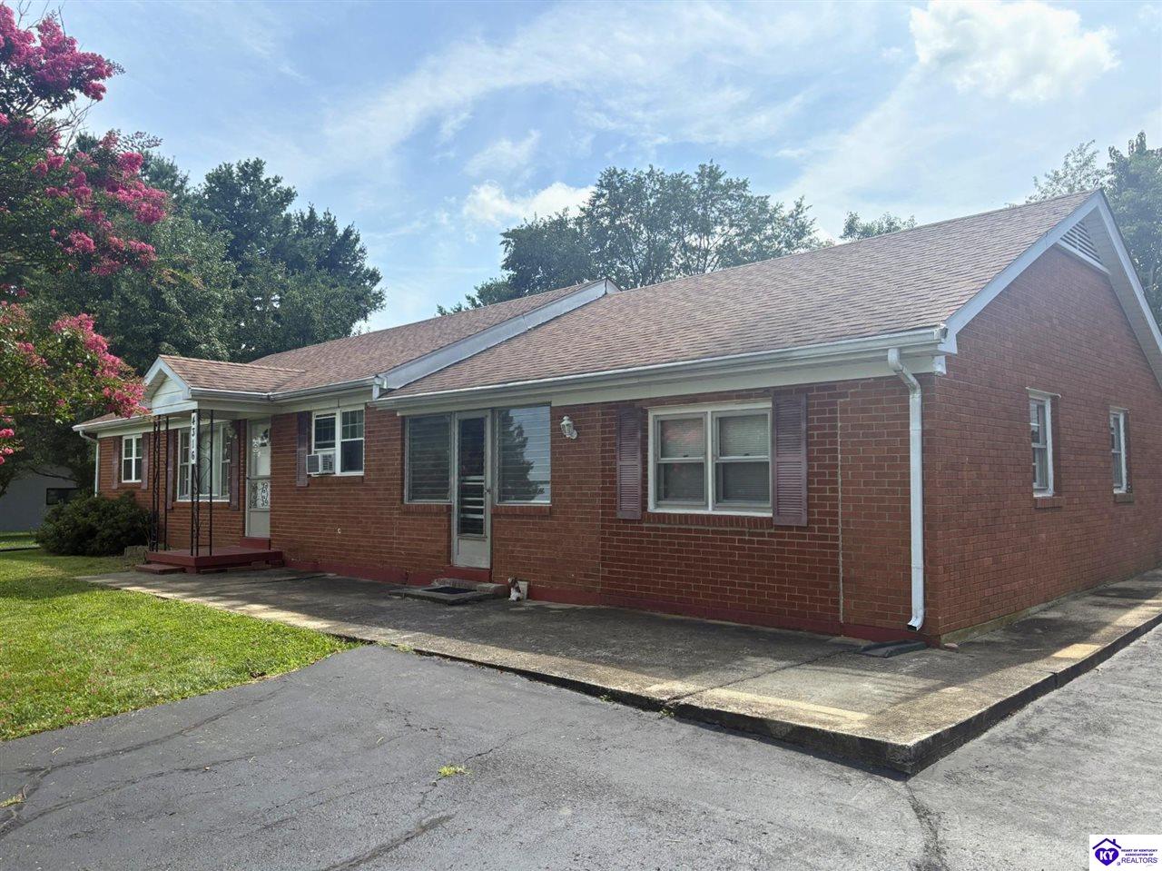 4316 Louisville RoadBardstown,&nbsp;KY&nbsp;40004