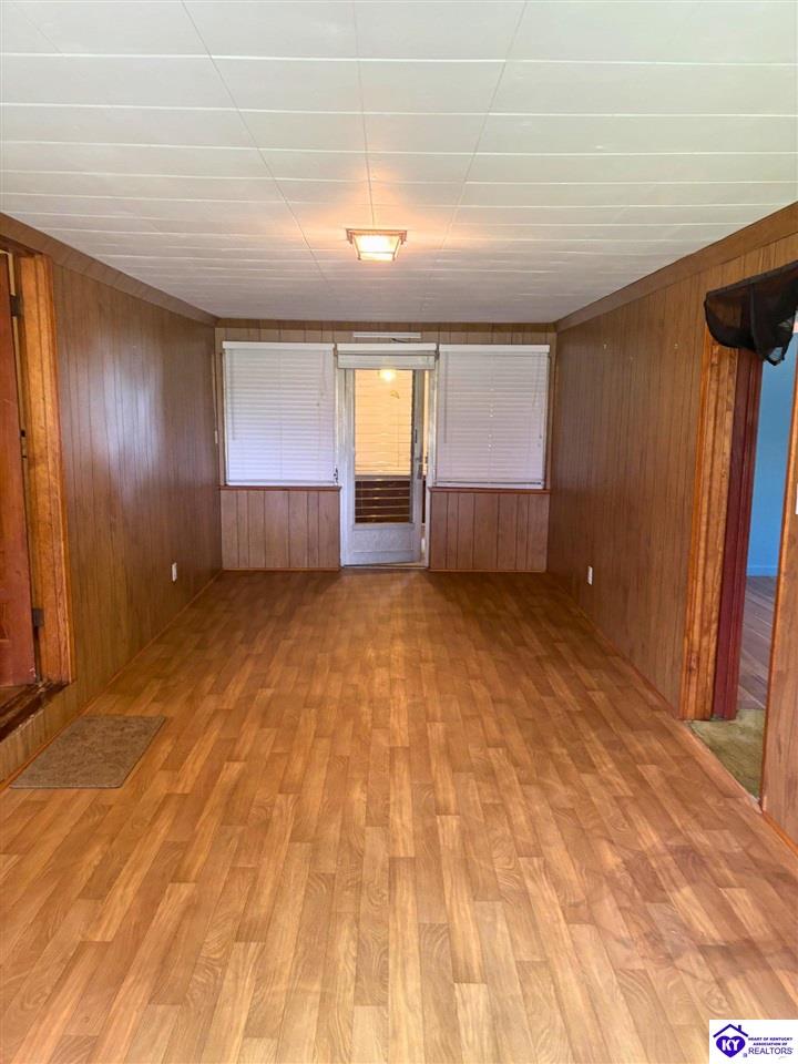 4316 Louisville Road Bardstown, KY 40004 #3