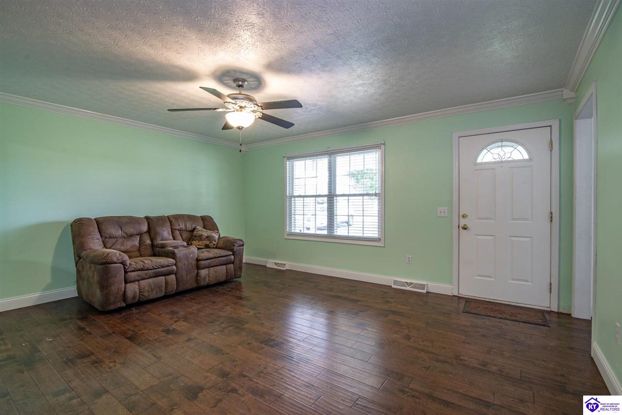 1984 Mt Tabor Road Buffalo, KY 42716 #1