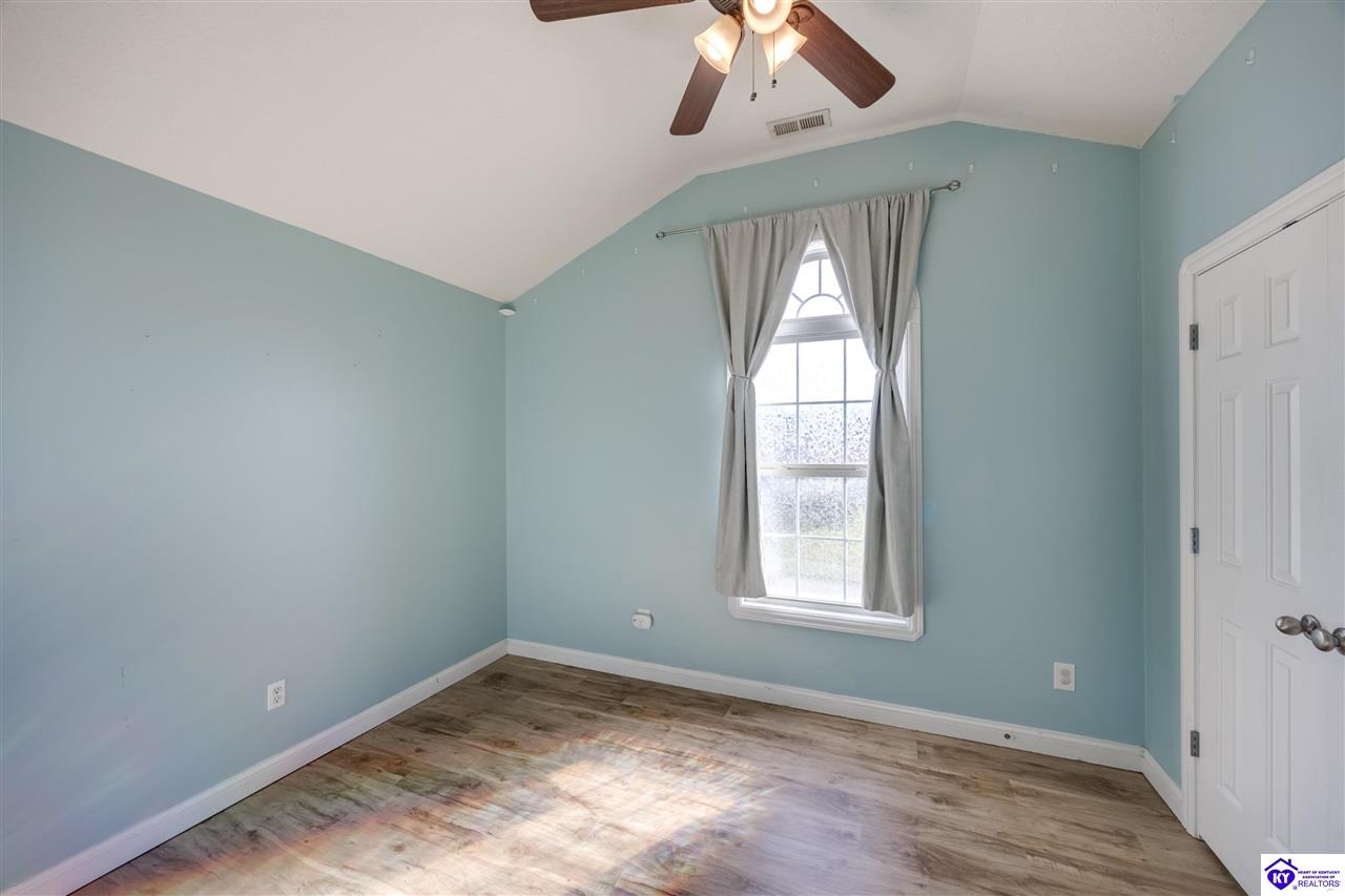 107 Sugar Hill Court Elizabethtown, KY 42701 #4