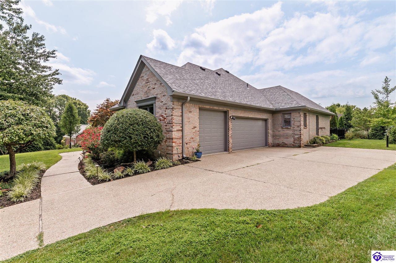 8202 Harrods View Court Prospect, KY 40059 #1