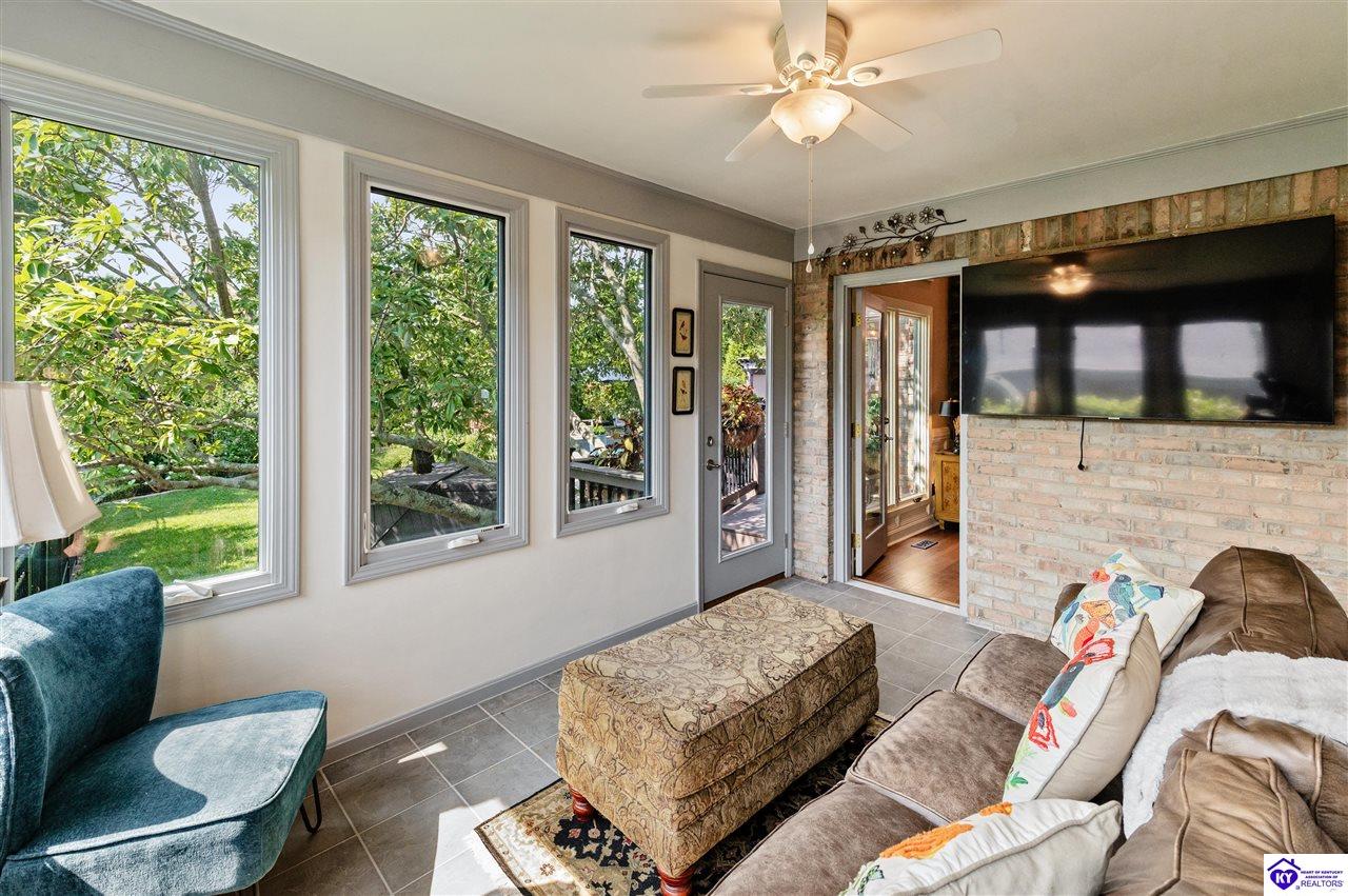 8202 Harrods View Court Prospect, KY 40059 #4