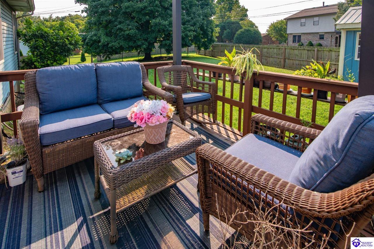 308 Falcon Court Elizabethtown, KY 42701 #4