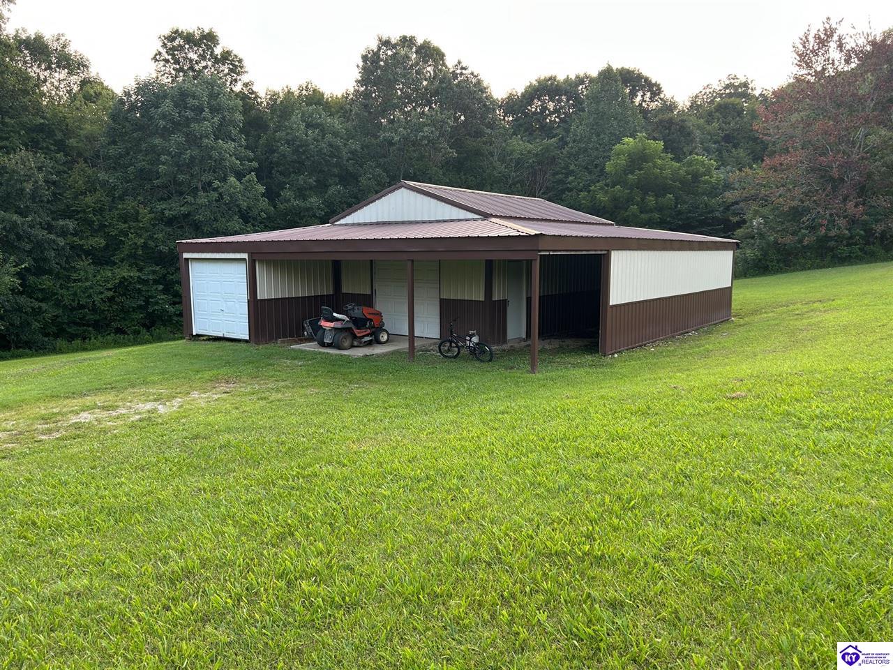 845 Old Glen Dean Axtel Lane Hardinsburg, KY 40143 #1