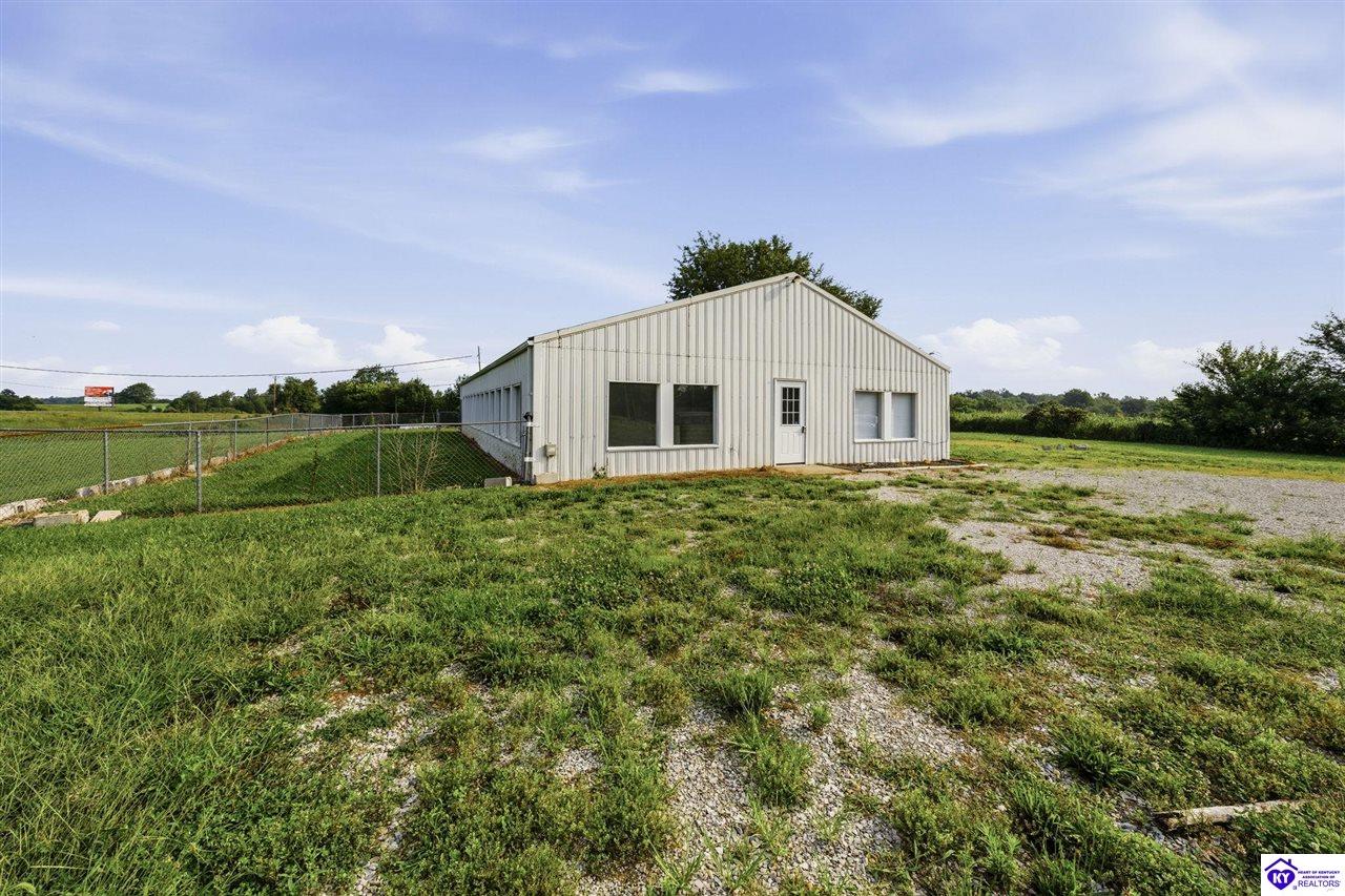 521 Tanner Road Hodgenville, KY 42748 #1