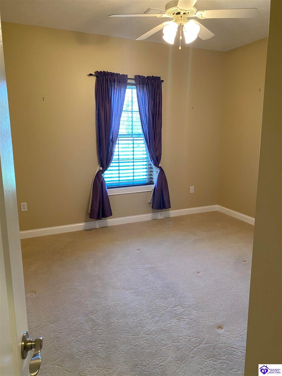 141 Chase Way Elizabethtown, KY 42701 #2