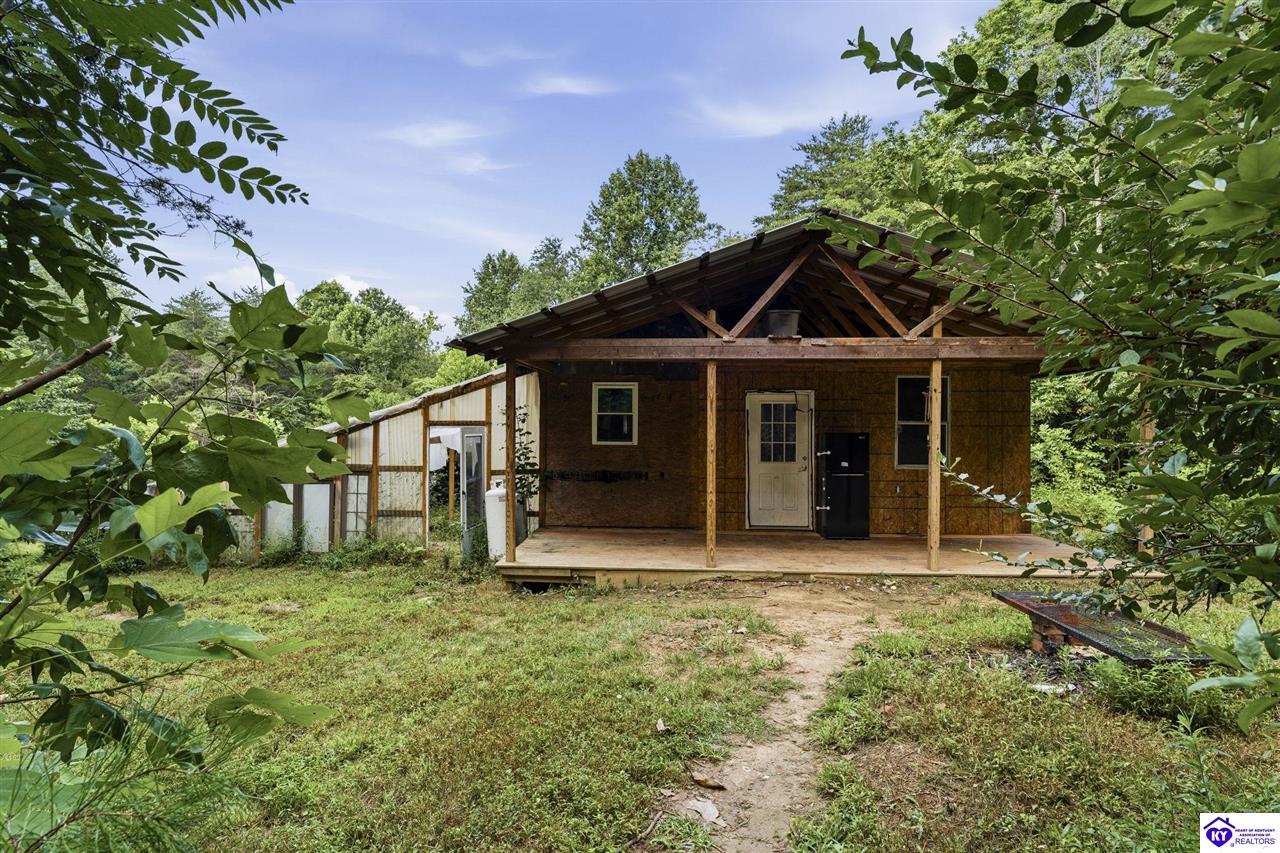 570 Spencer School Road Hodgenville, KY 42748 #2