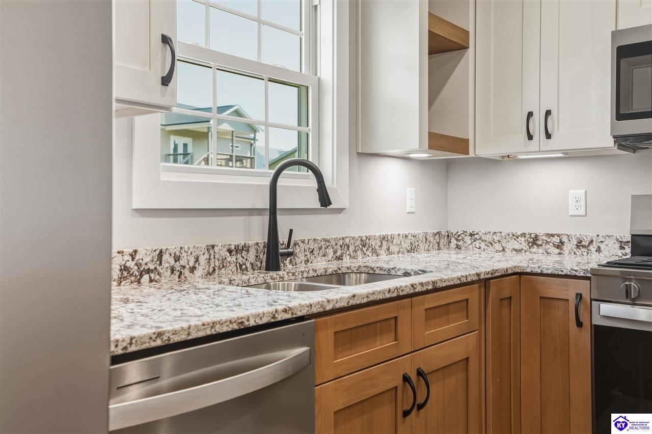 37 D Wayne Circle Elizabethtown, KY 42701 #2