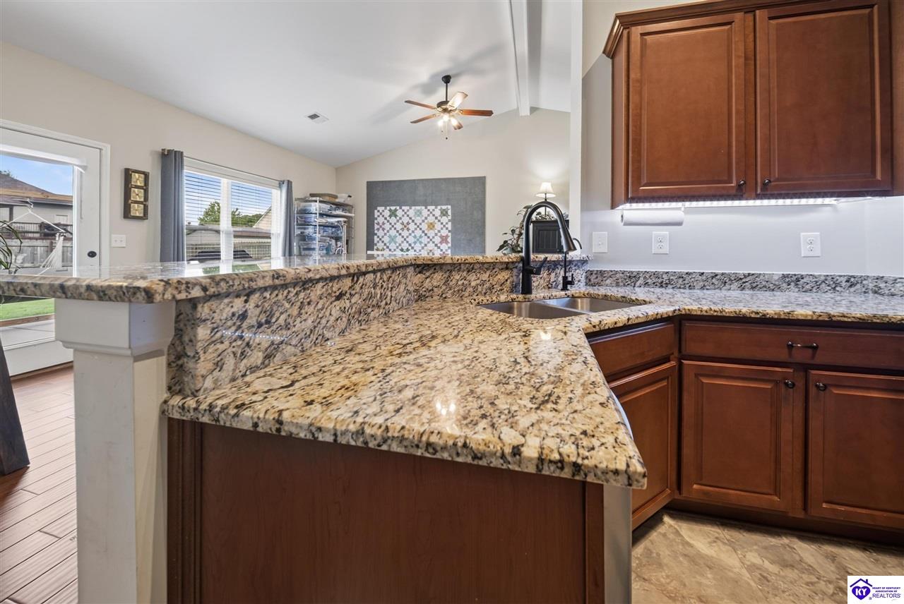 358 Vineland Place Drive Vine Grove, KY 40175 #3