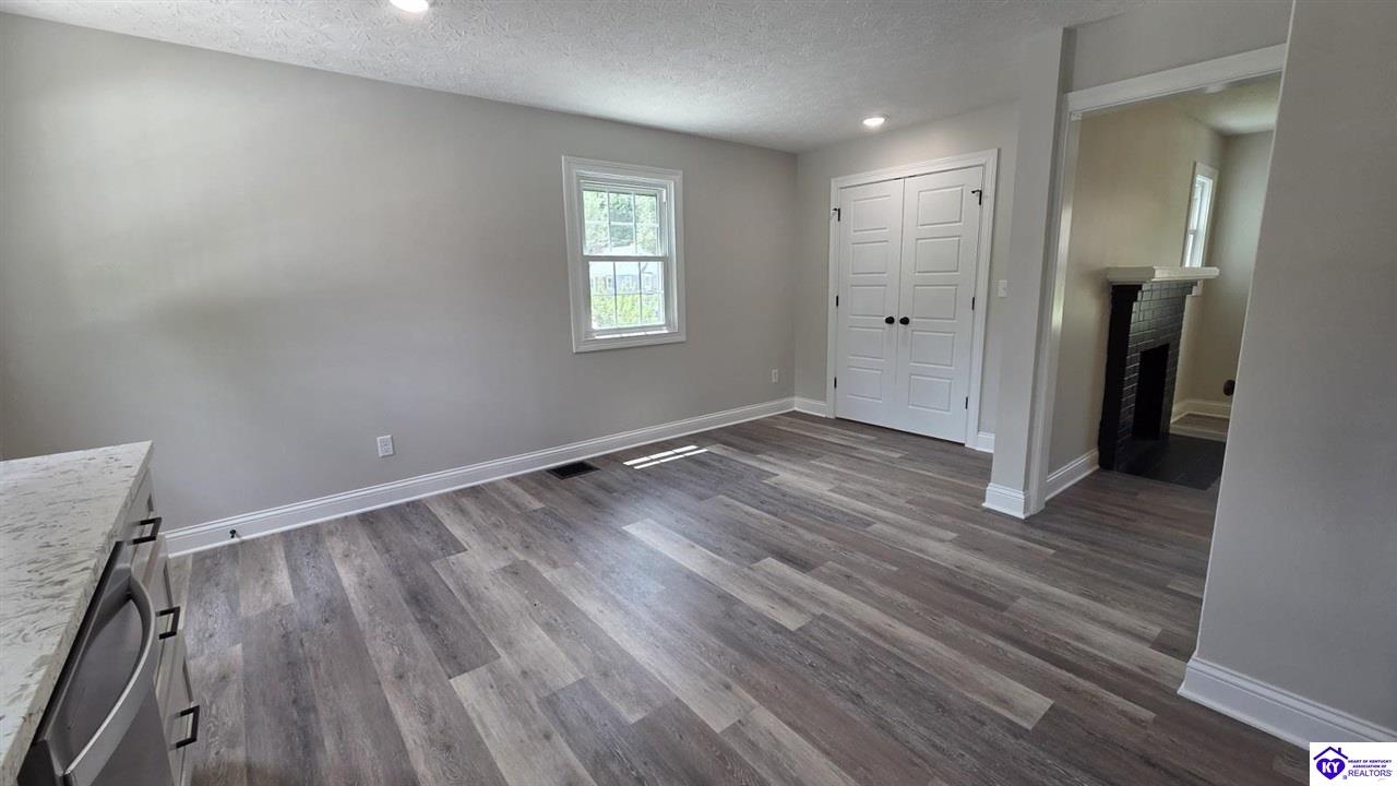 219 Poplar Drive Elizabethtown, KY 42701 #3