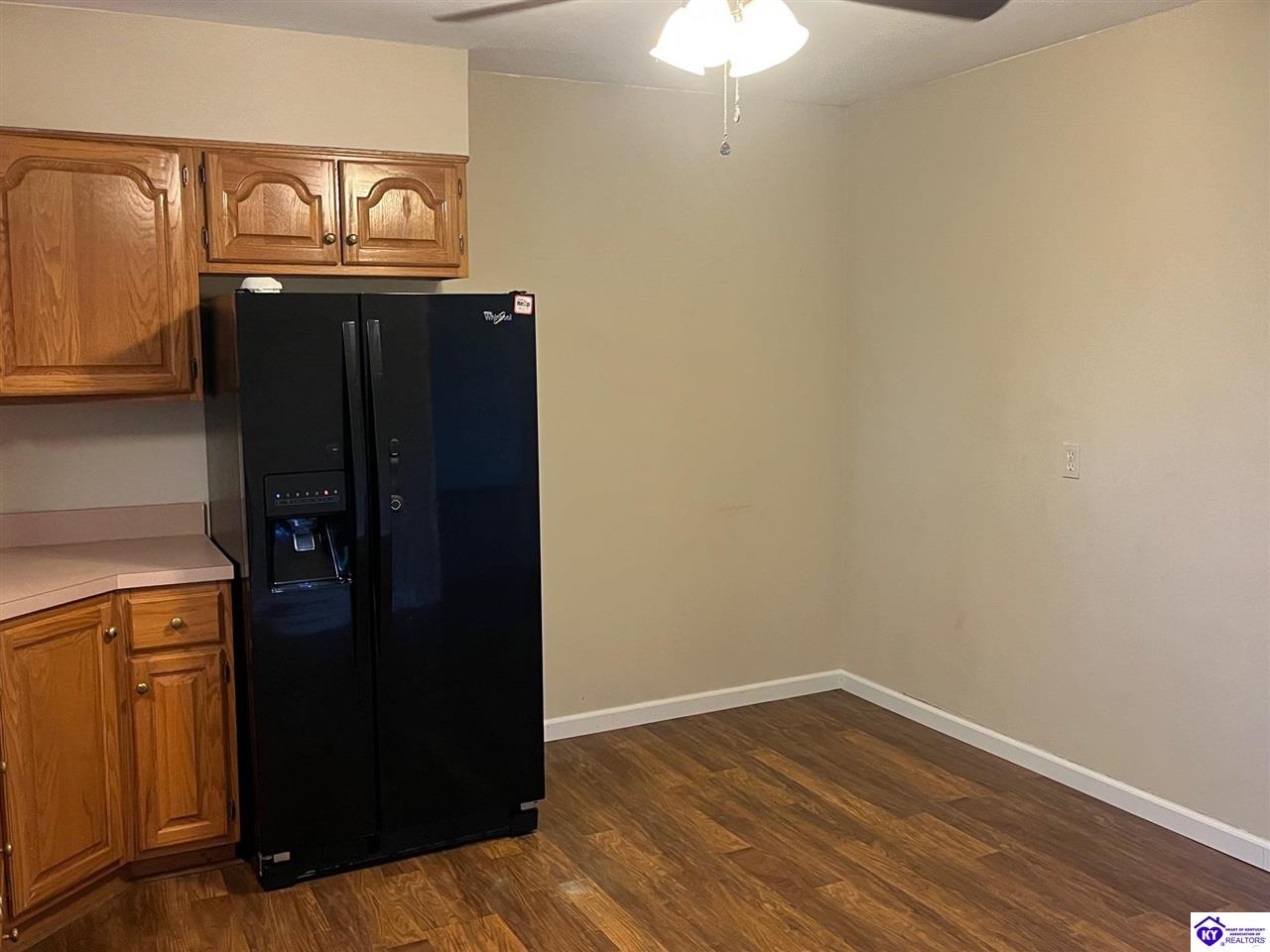 141 Lavenia Lane Magnolia, KY 42757 #4