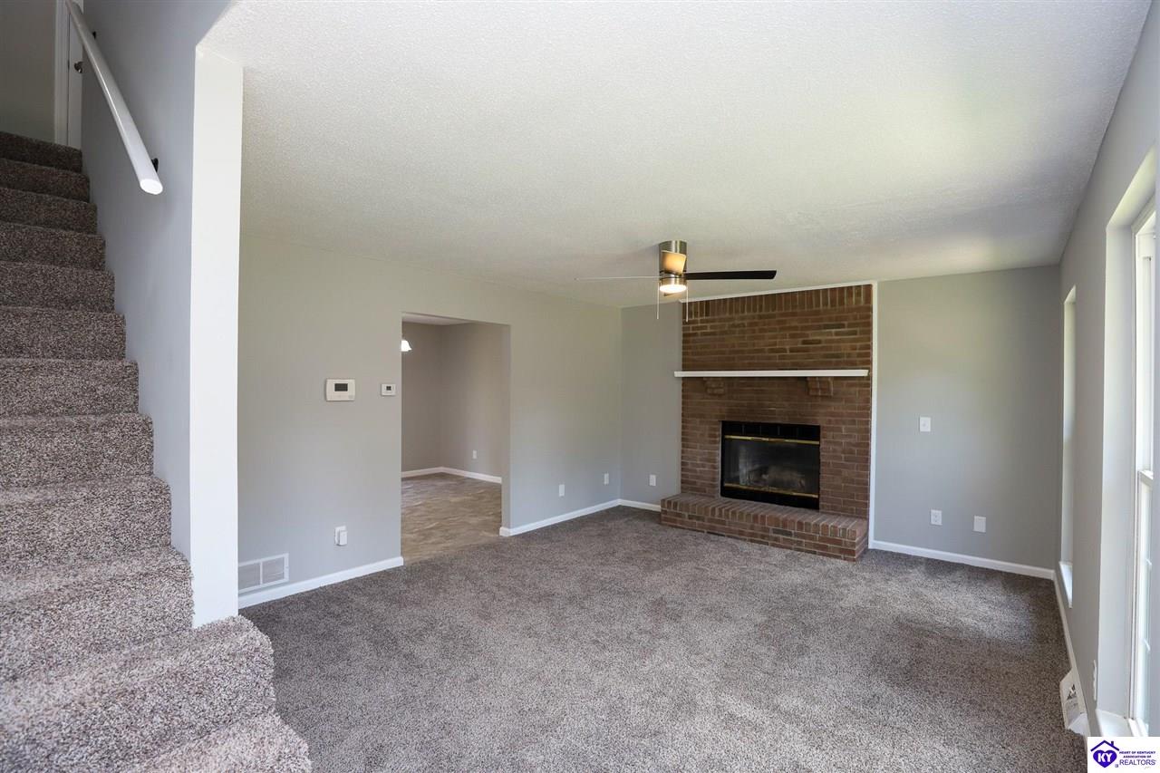 411 College View Drive Elizabethtown, KY 42701 #4
