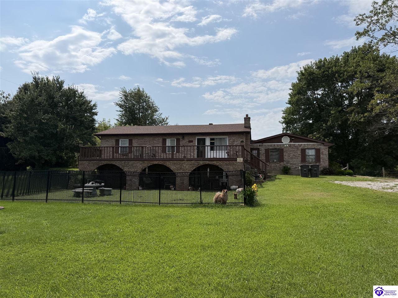 160 Carter DriveVine Grove,&nbsp;KY&nbsp;40175
