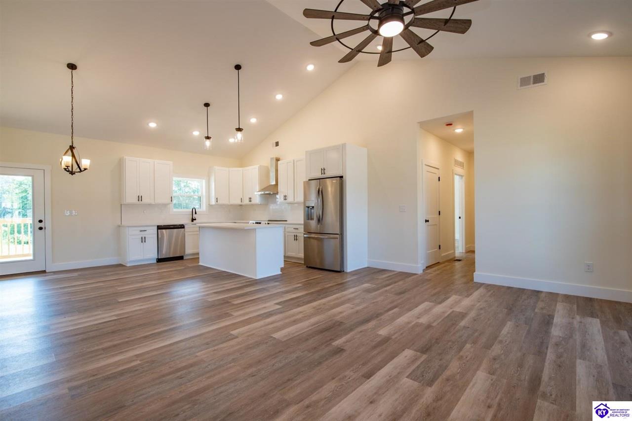 237 Sangria Ct Vine Grove, KY 40175 #4