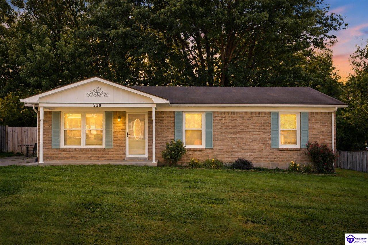 228 Hill StreetBardstown,&nbsp;KY&nbsp;40004