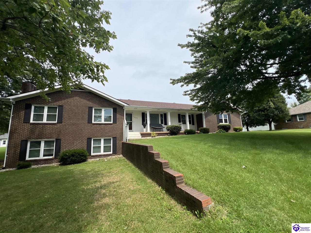 1303 Sheffield DriveCampbellsville,&nbsp;KY&nbsp;42718