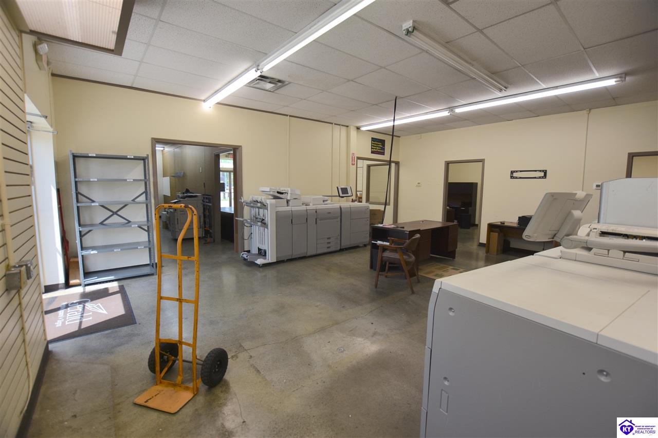 6270 N Dixie Highway Elizabethtown, KY 42701 #2