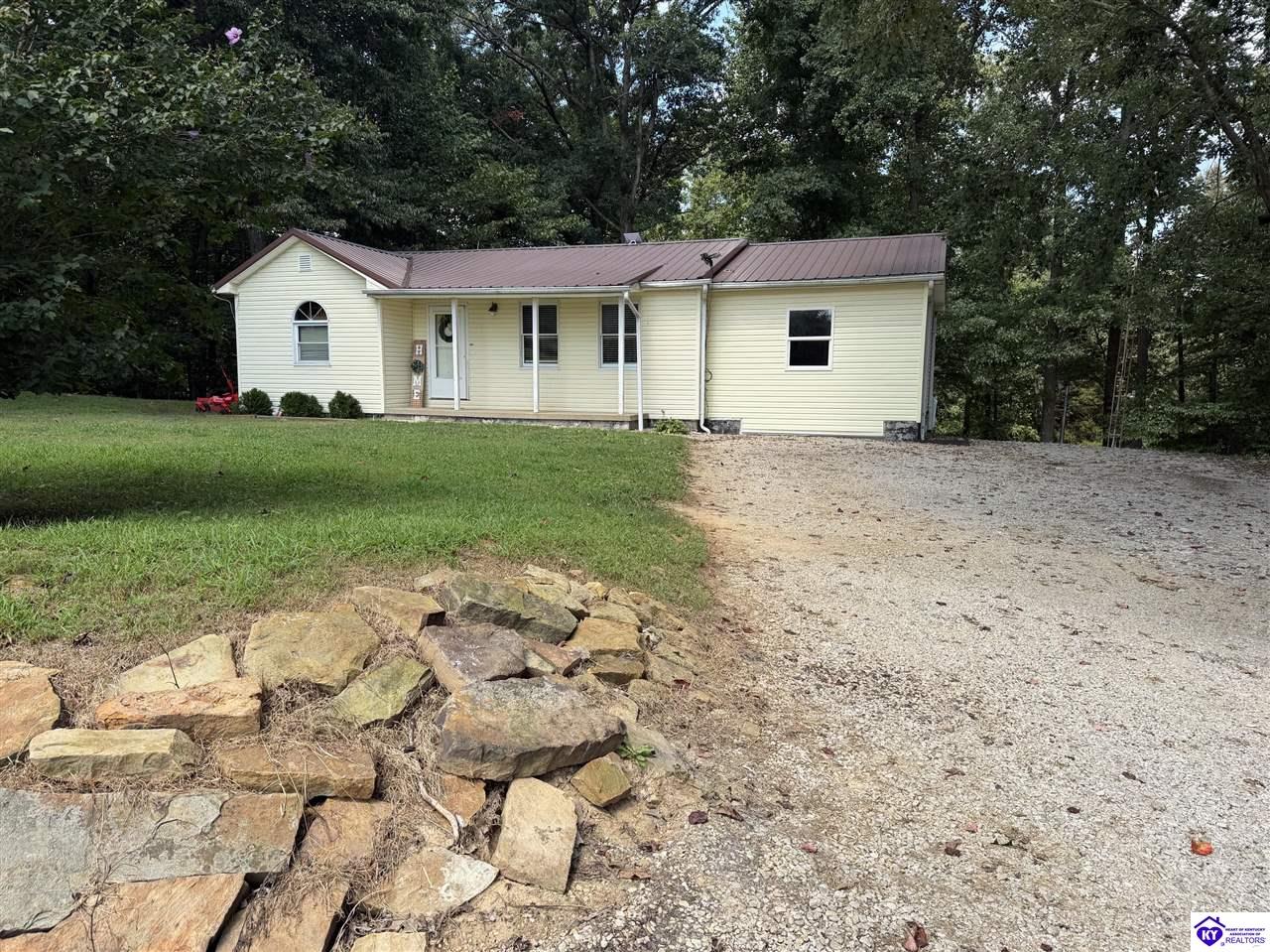 360 Givens LaneEastview,&nbsp;KY&nbsp;42732