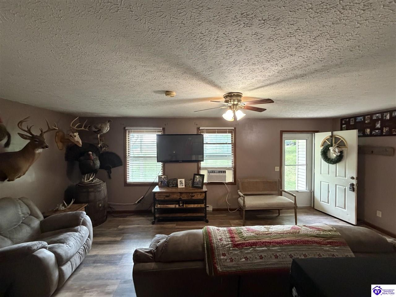 360 Givens Lane Eastview, KY 42732 #2