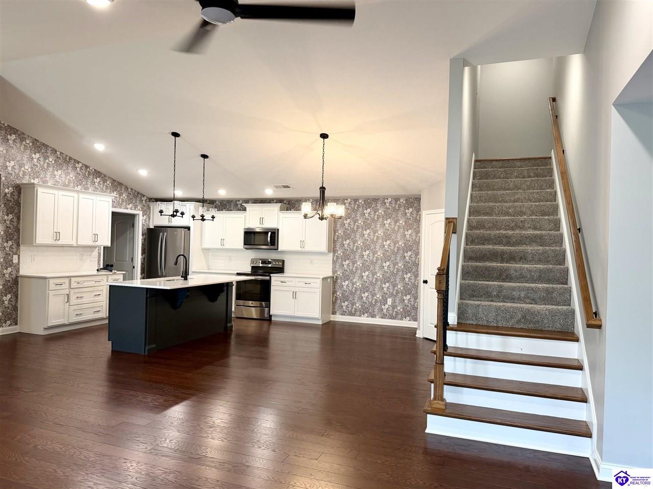 116 B Legacy Court Elizabethtown, KY 42701 #3