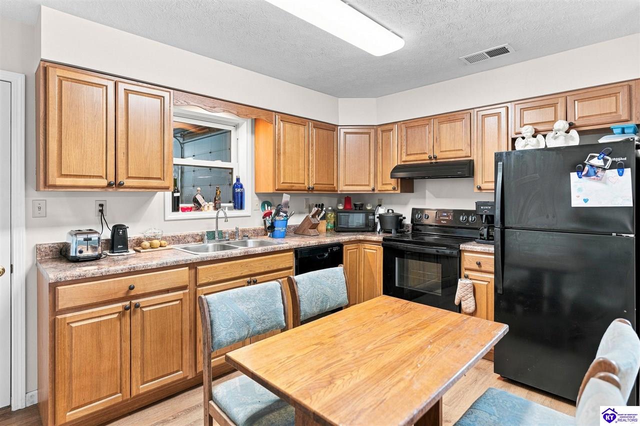 100 W Butler Lane Harned, KY 40144 #2