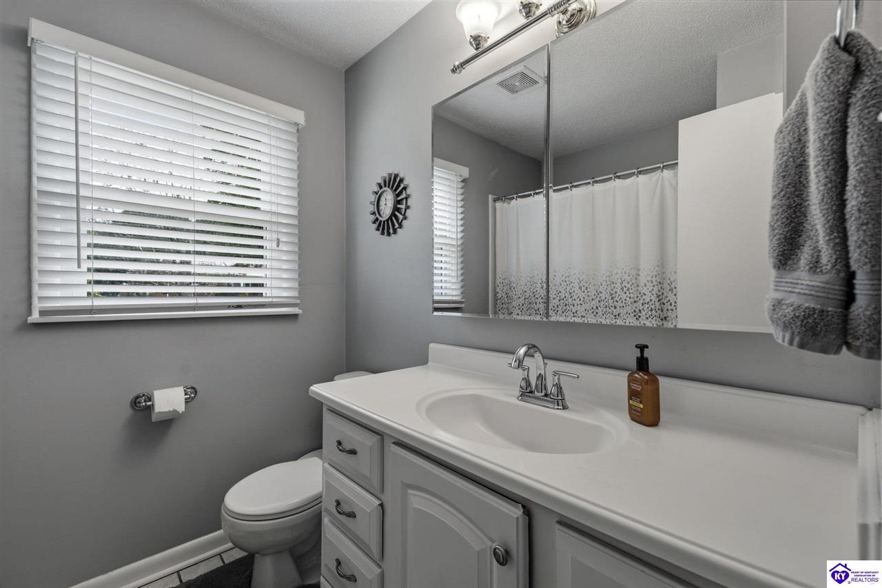 304 Estate Drive Elizabethtown, KY 42701 #2