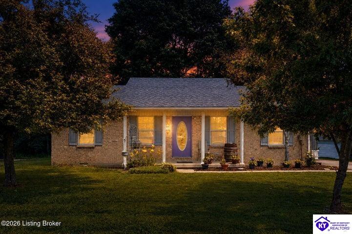 108 Pittsburgh StreetBardstown,&nbsp;KY&nbsp;40004