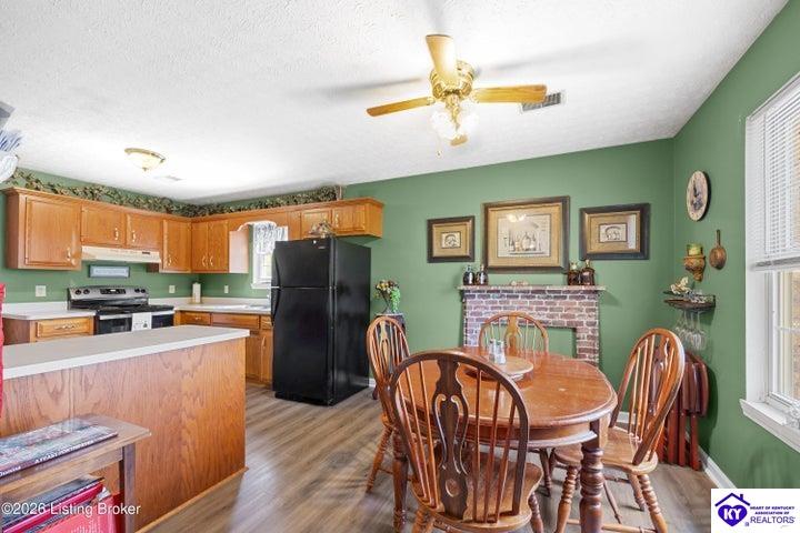 108 Pittsburgh Street Bardstown, KY 40004 #2