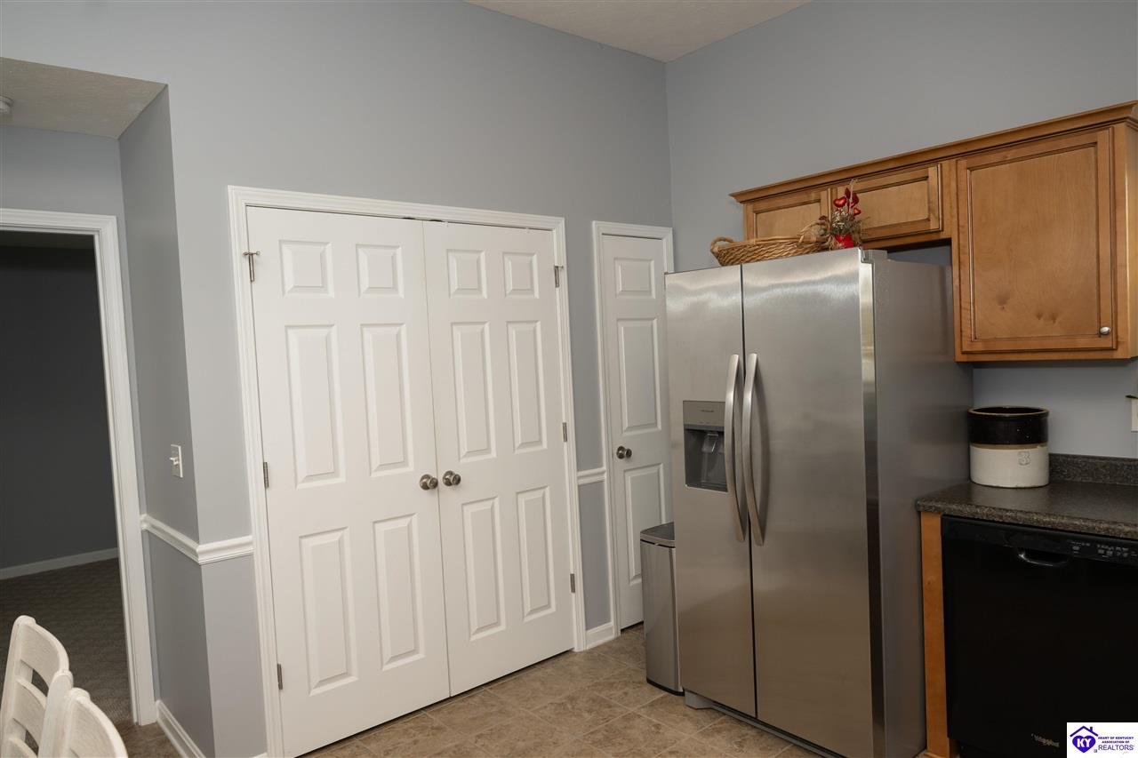 103 1F College Station Court Elizabethtown, KY 42701 #4