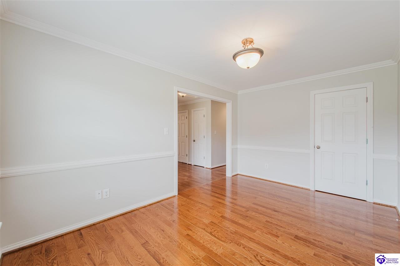 105 A Legacy Court Elizabethtown, KY 42701 #4