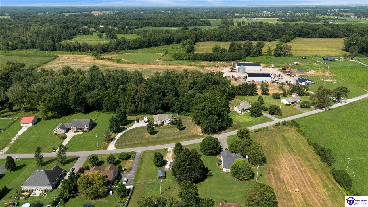 6966 Old Greenhill Road Bowling Green, KY 42103 #1