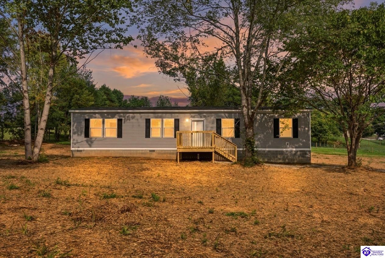 2437 Fallen Timber RoadCampbellsville,&nbsp;KY&nbsp;42718