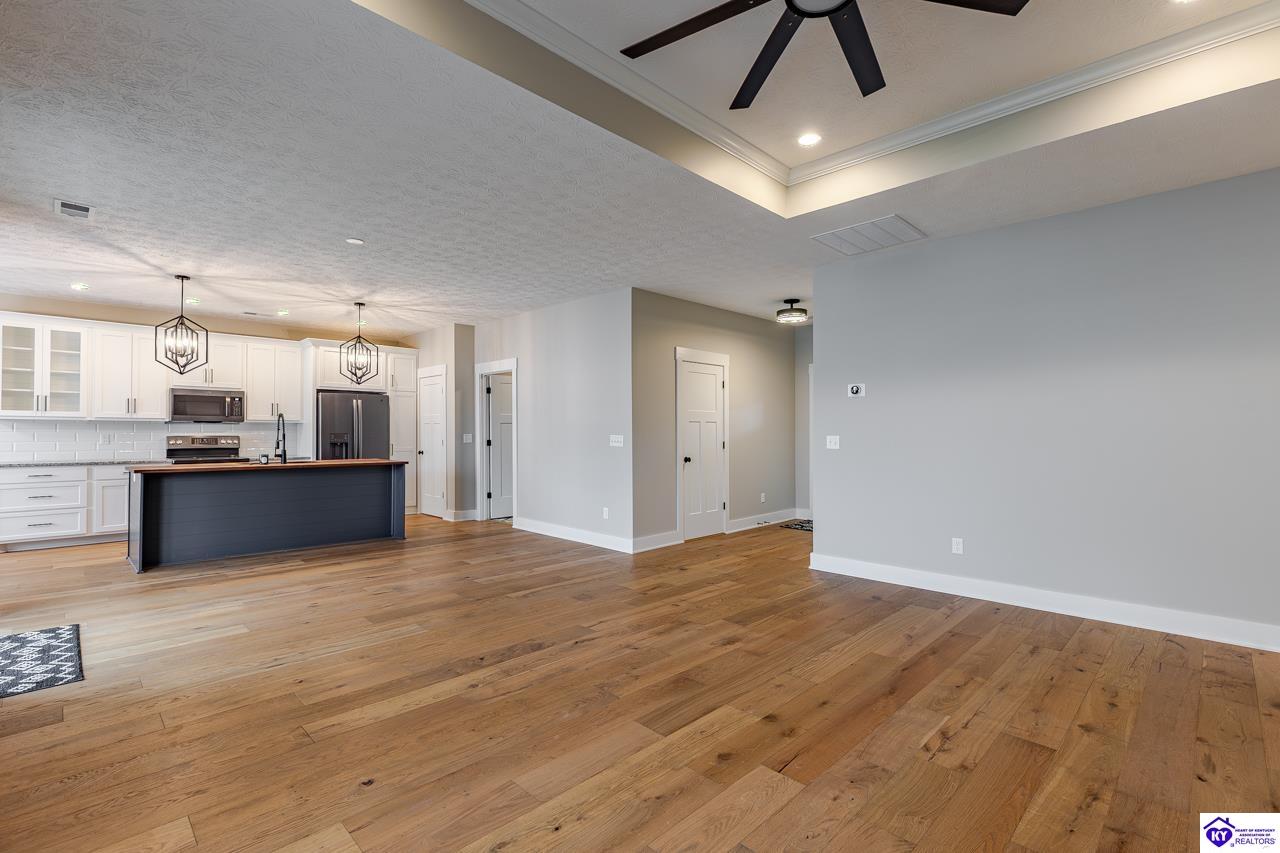 200 Gaston Circle Elizabethtown, KY 42701 #4