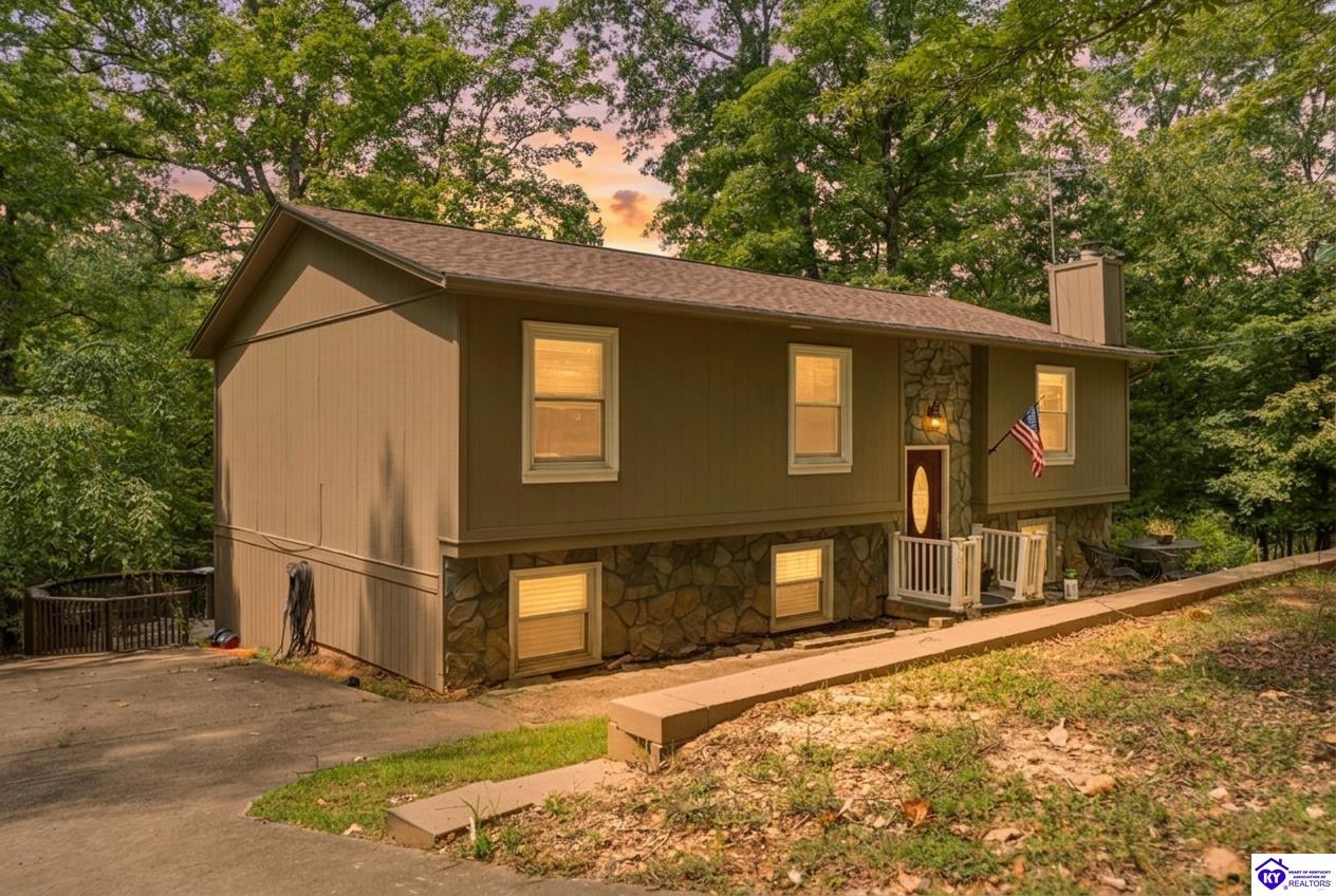 957 Wildflower Ridge RoadBrandenburg,&nbsp;KY&nbsp;40108