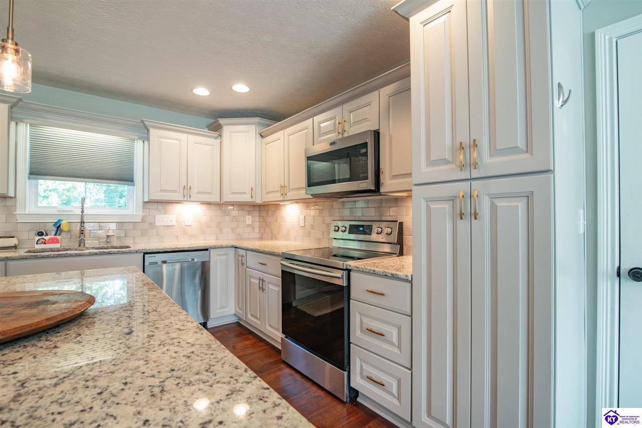 30 Cockeriell Court Elizabethtown, KY 42701 #3
