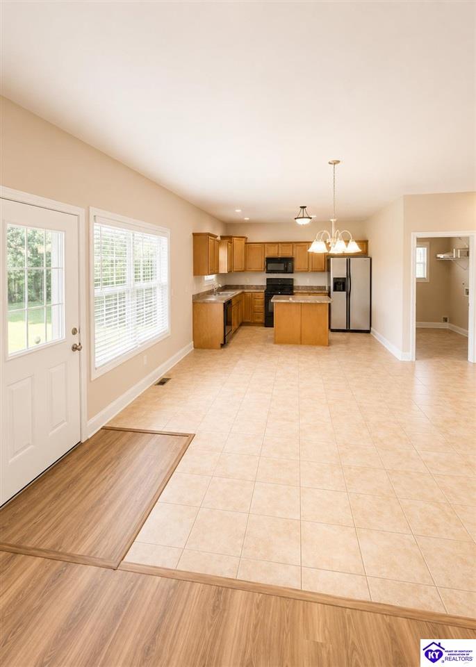403 Cabernet Drive Vine Grove, KY 42701 #3
