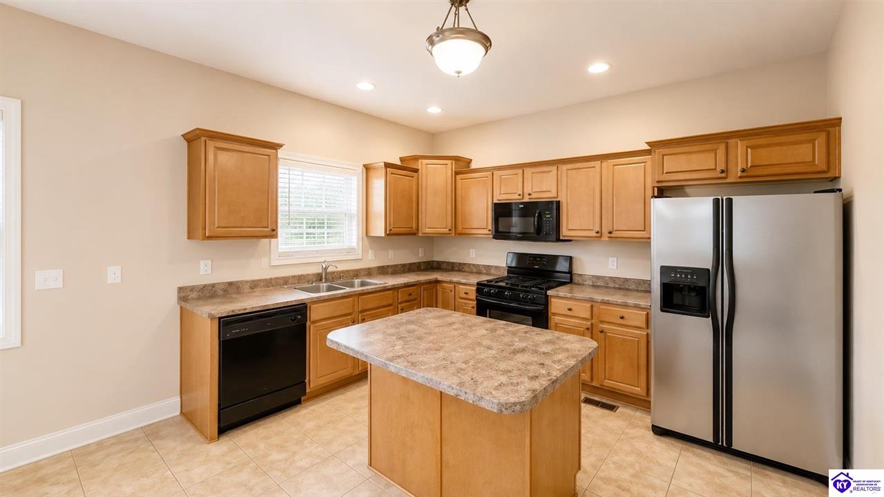 403 Cabernet Drive Vine Grove, KY 42701 #4