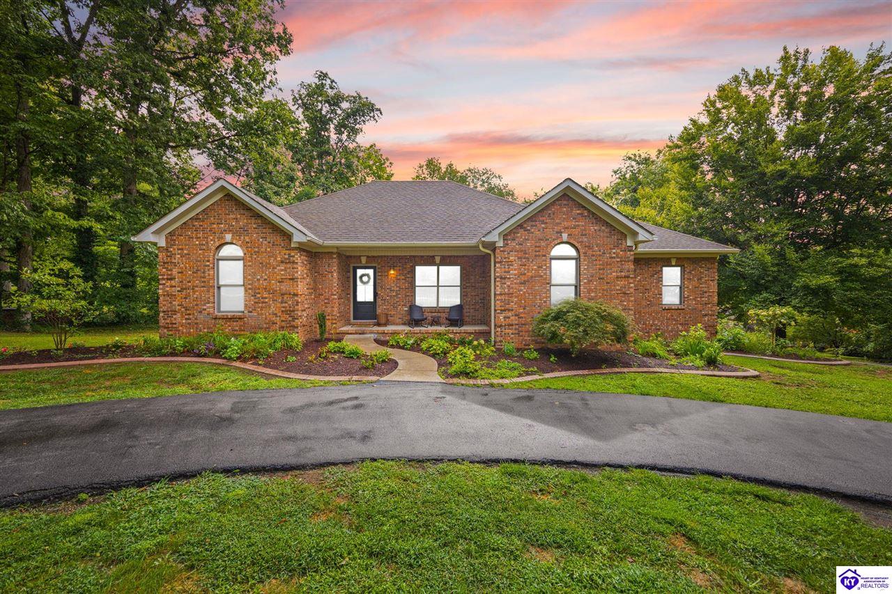100 Banbury CrossCampbellsville,&nbsp;KY&nbsp;42718