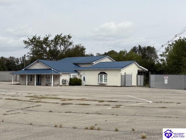 1302 Old Elizabethtown RoadHodgenville,&nbsp;KY&nbsp;42748