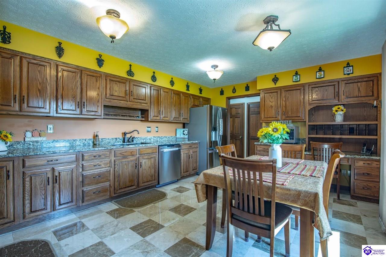 11441 Rineyville Road Vine Grove, KY 40175 #3