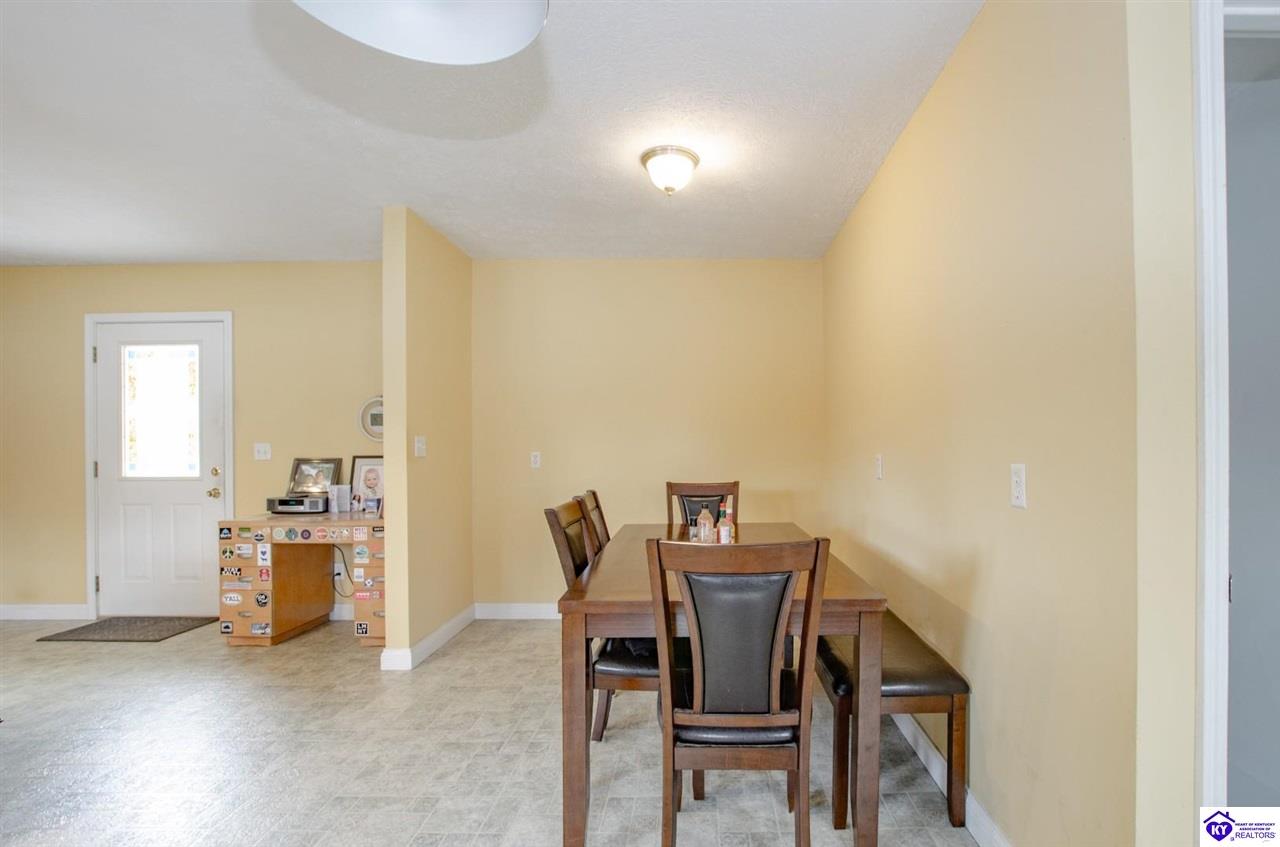 427 S Deepwood Drive Radcliff, KY 40160 #3