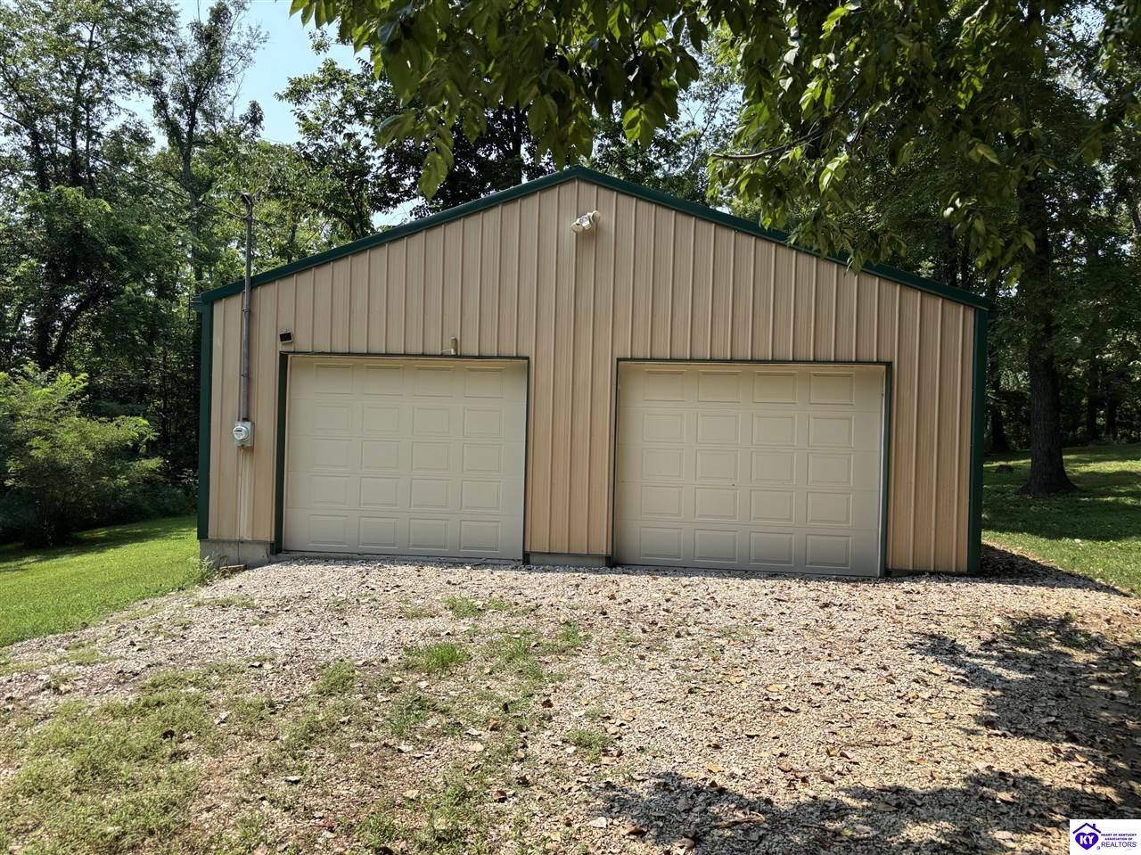 91 Barwater Road Brandenburg, KY 40108 #1