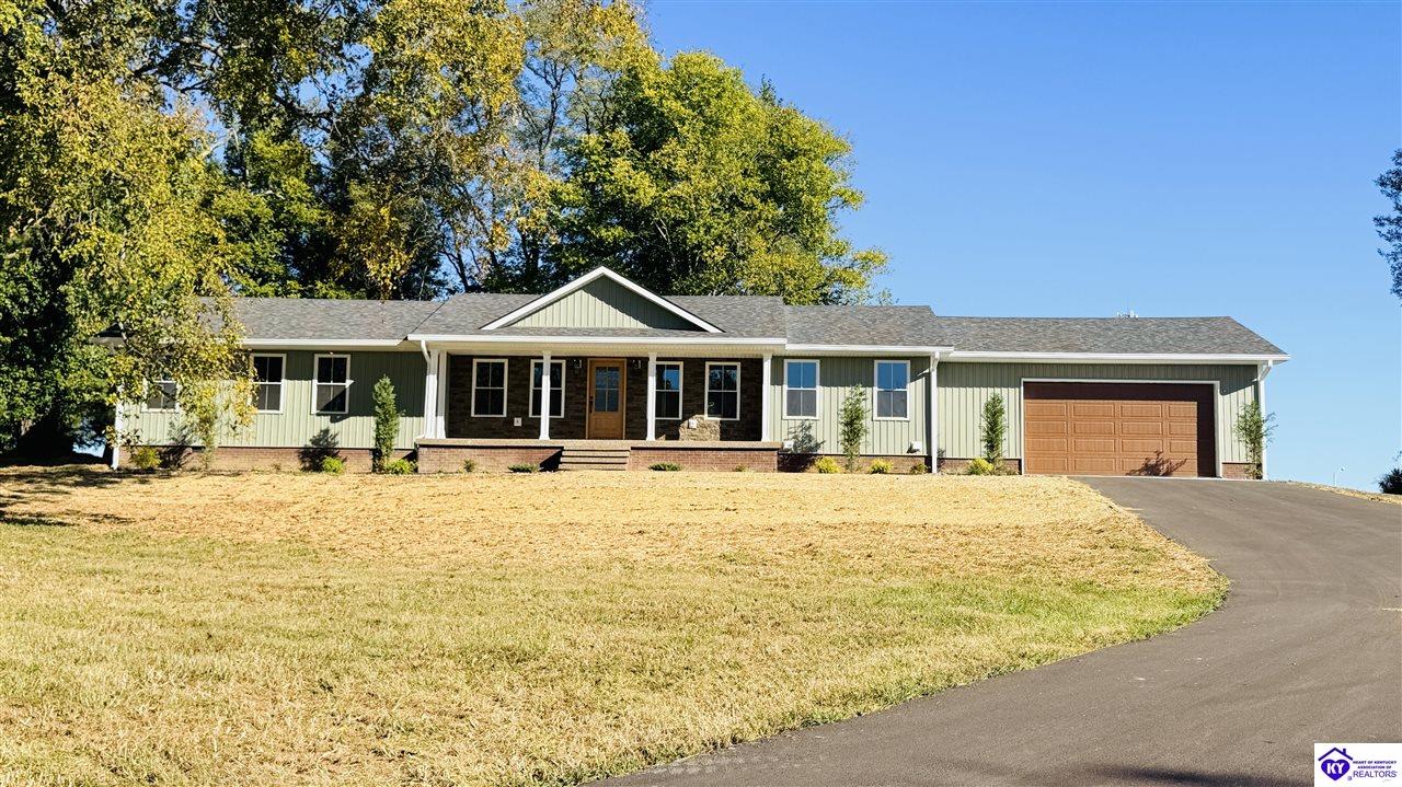615 Hickory LaneGreensburg,&nbsp;KY&nbsp;42743