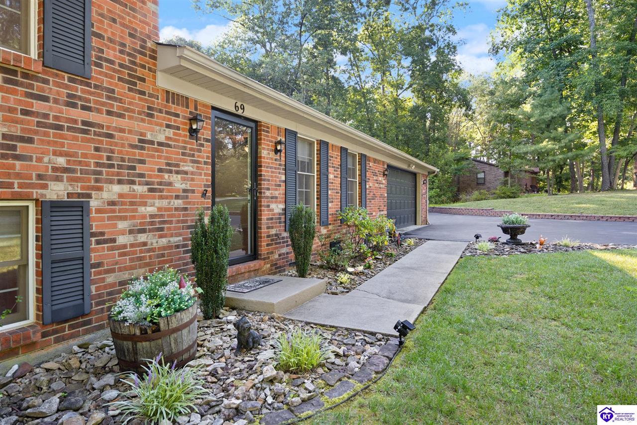 69 Timberline Court South Elizabethtown, KY 40160 #2