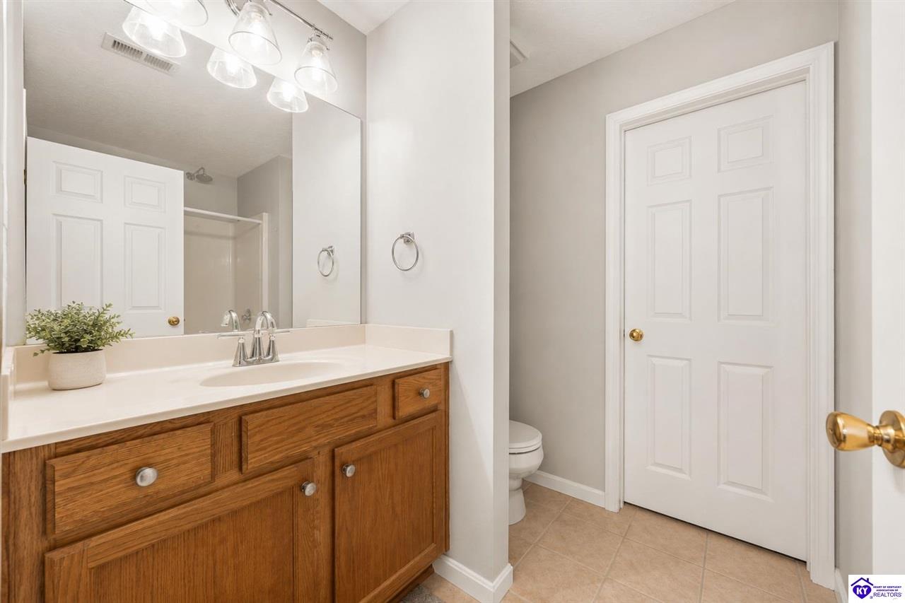 204 Applewood Lane Elizabethtown, KY 42701 #2