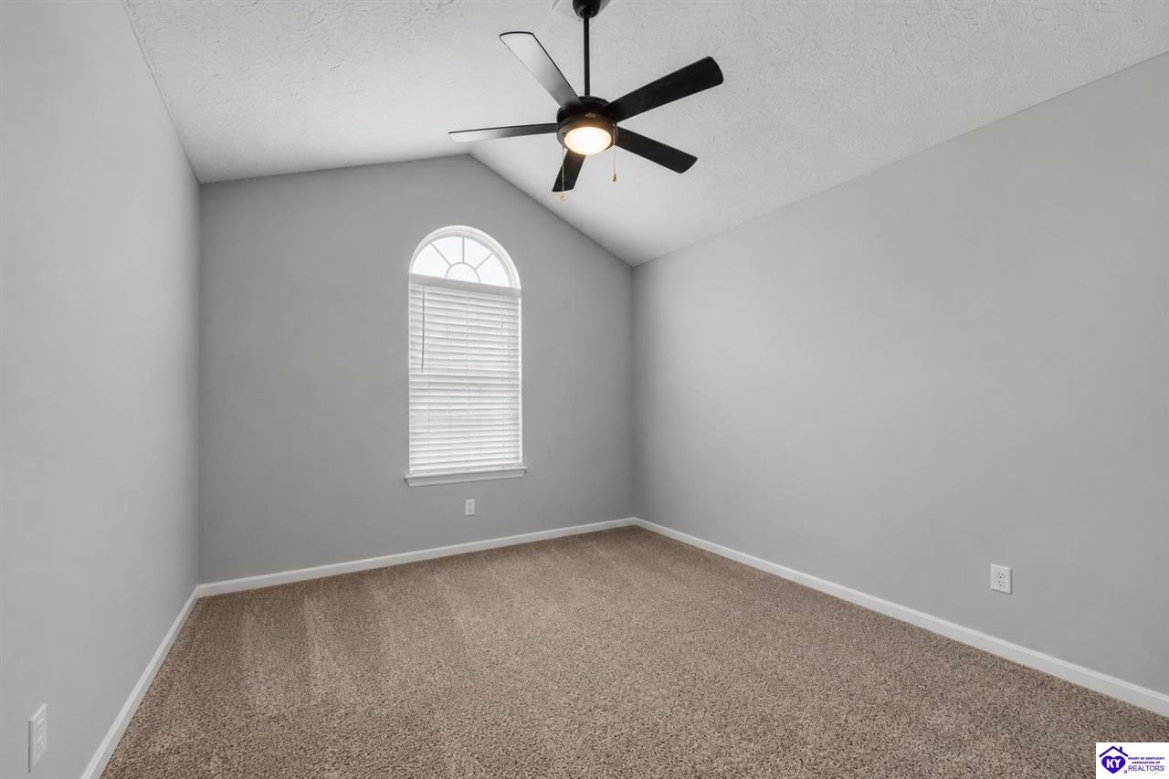 204 Applewood Lane Elizabethtown, KY 42701 #3