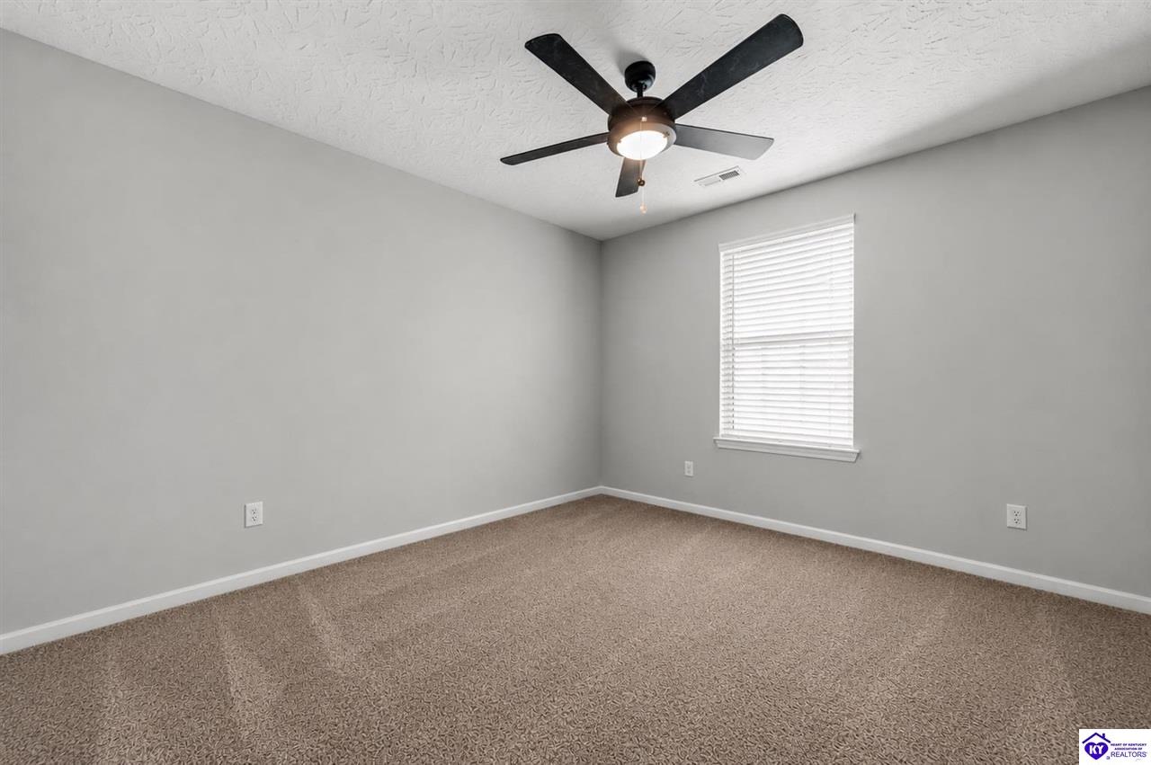 204 Applewood Lane Elizabethtown, KY 42701 #4